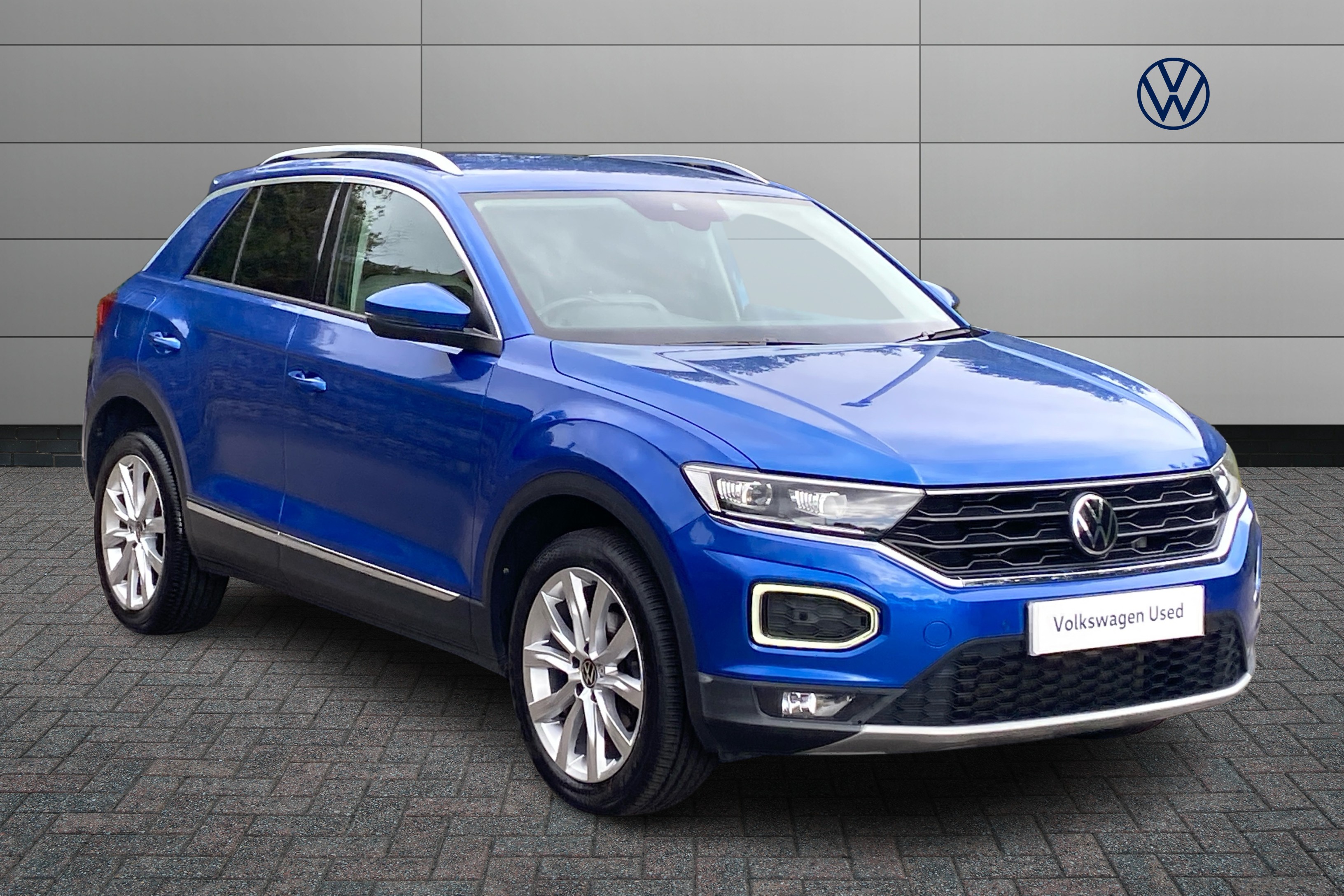Main listing image - Volkswagen T-Roc