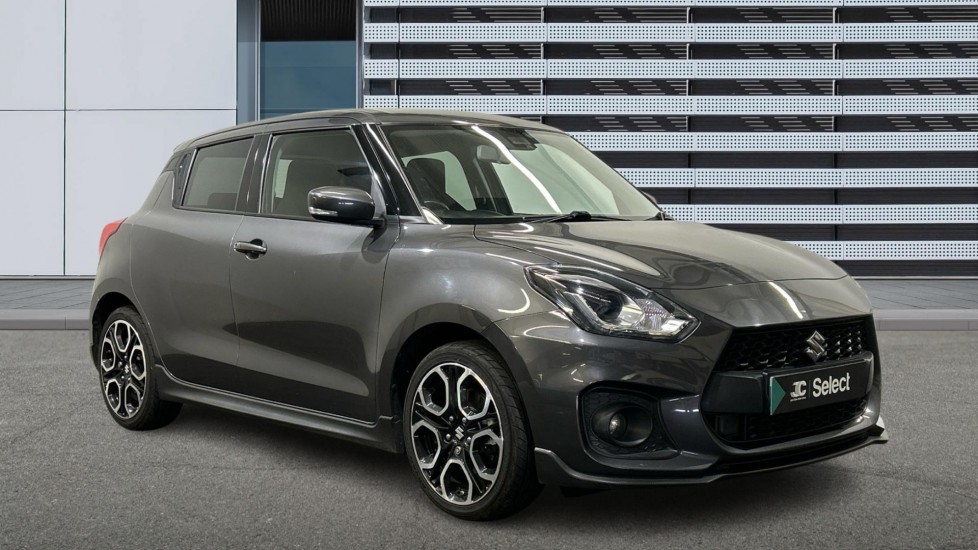 Main listing image - Suzuki Swift