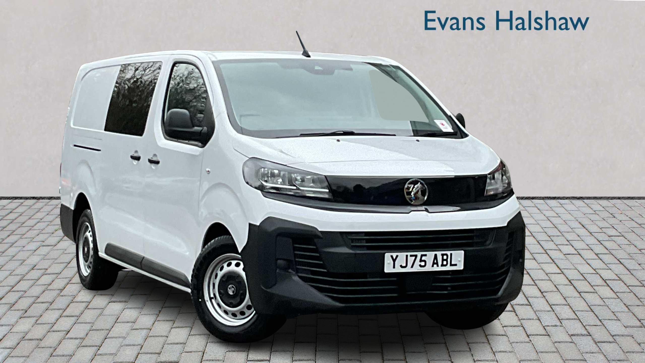 Main listing image - Vauxhall Vivaro