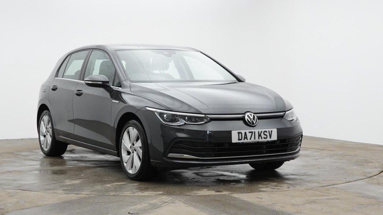 Main listing image - Volkswagen Golf