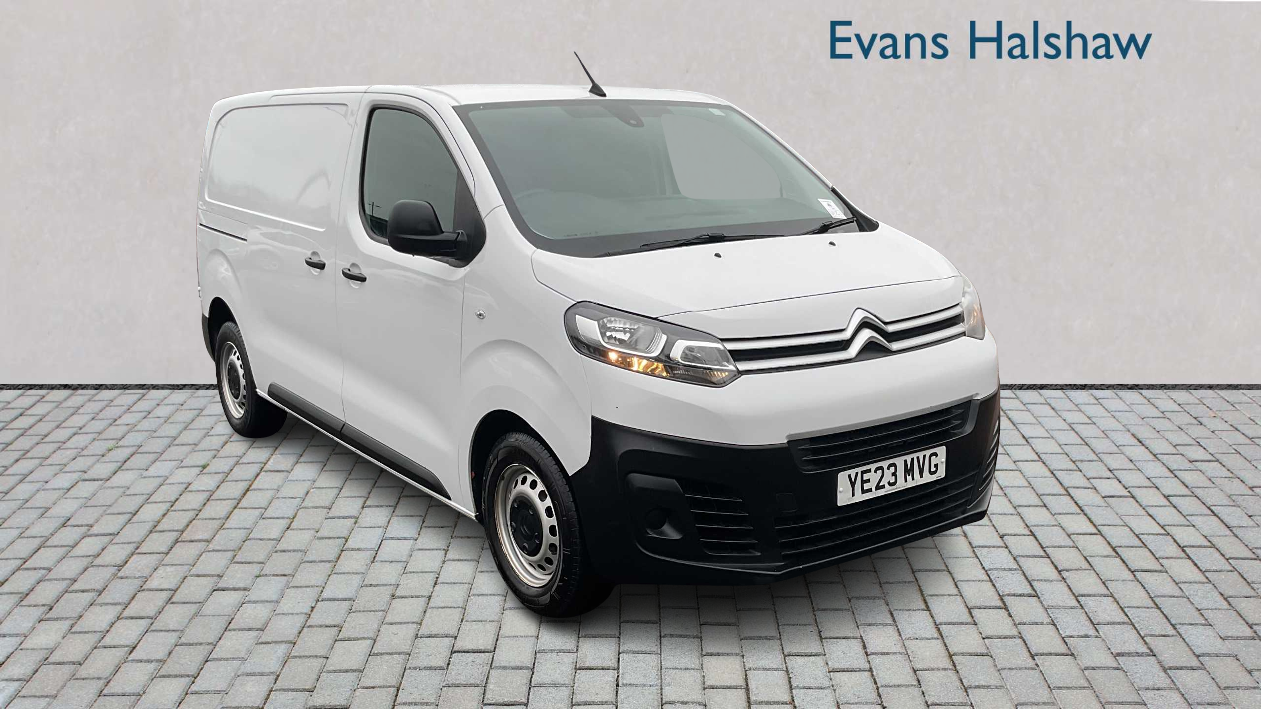 Main listing image - Citroen Dispatch