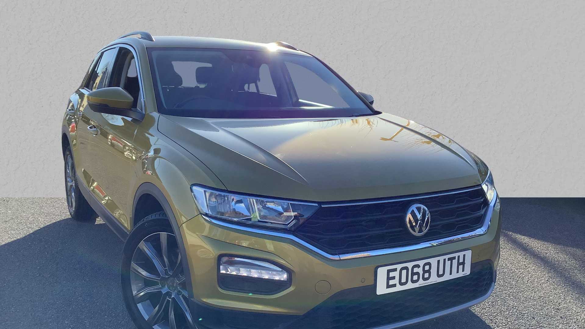 Main listing image - Volkswagen T-Roc