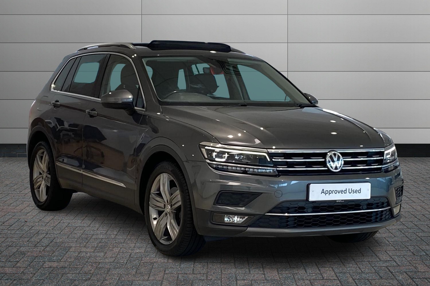 Main listing image - Volkswagen Tiguan