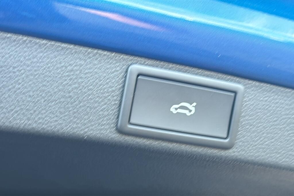 Main listing image - Skoda Octavia Estate