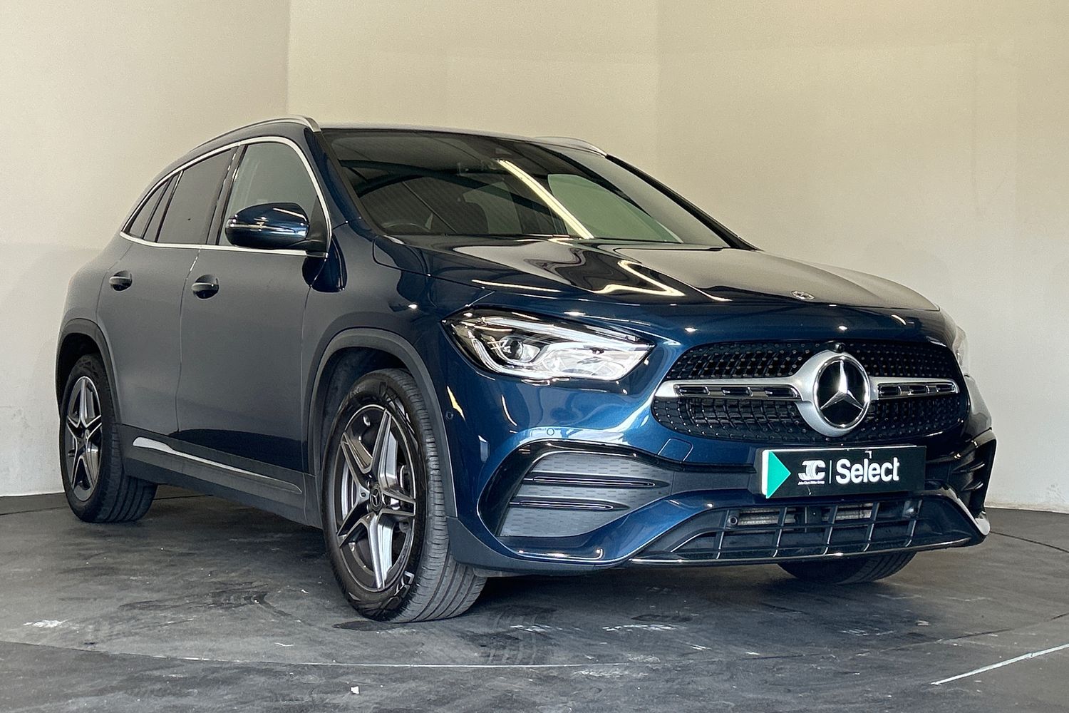 Main listing image - Mercedes-Benz GLA