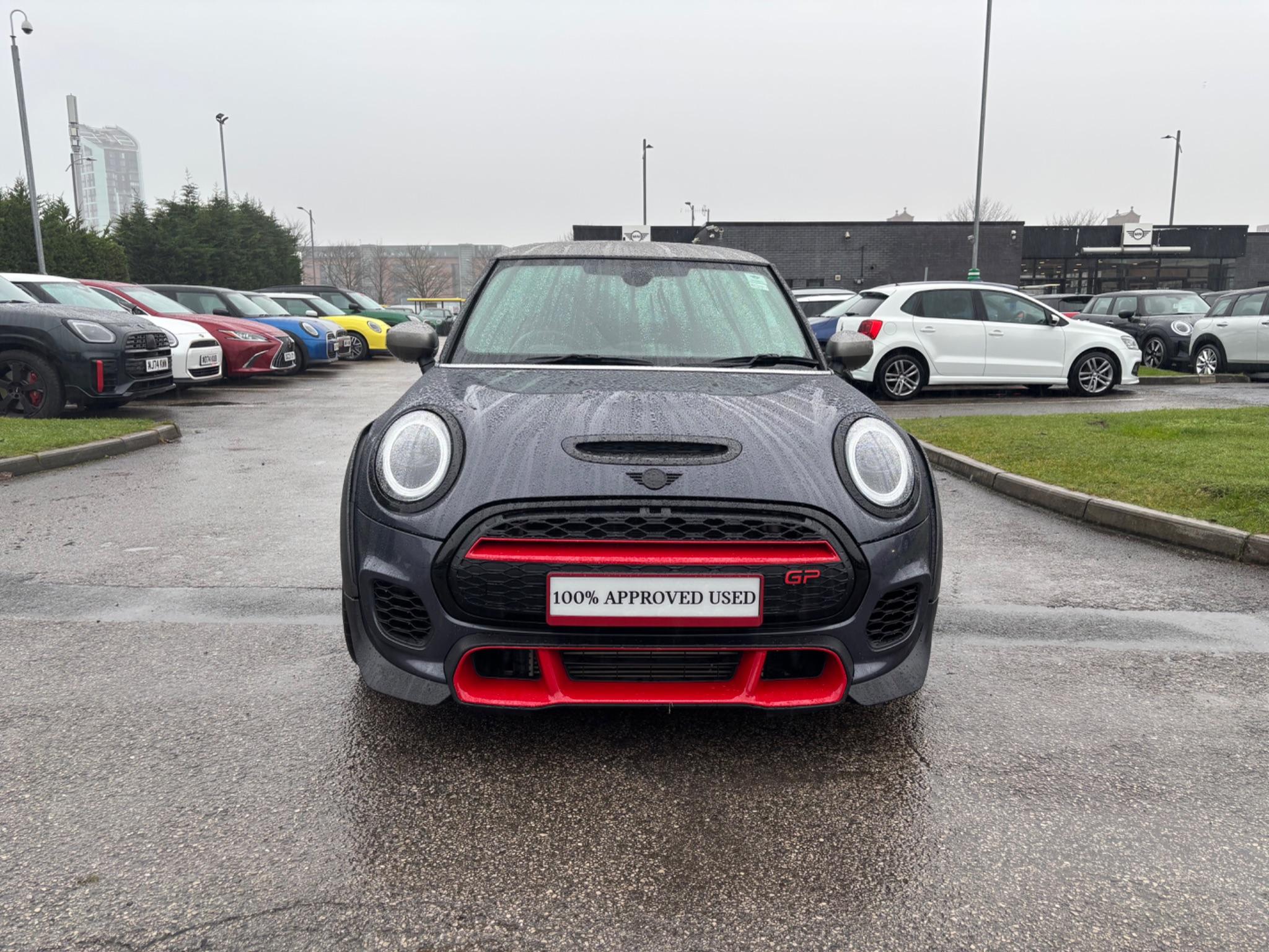 Main listing image - MINI Hatchback