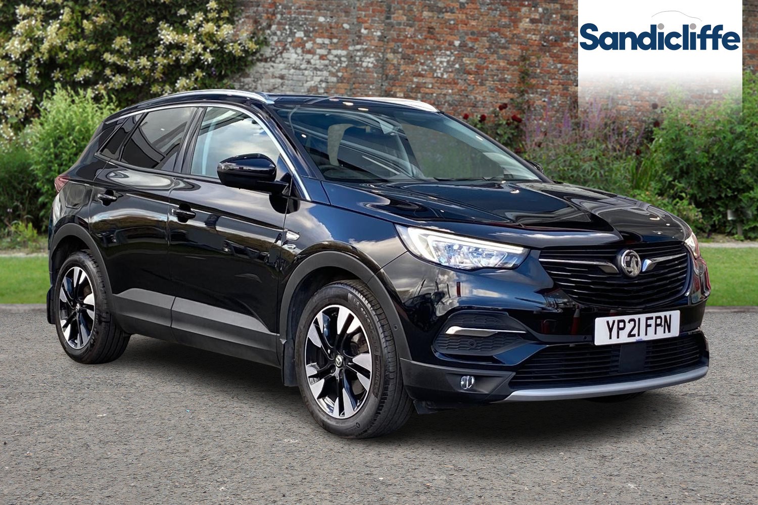 Main listing image - Vauxhall Grandland X