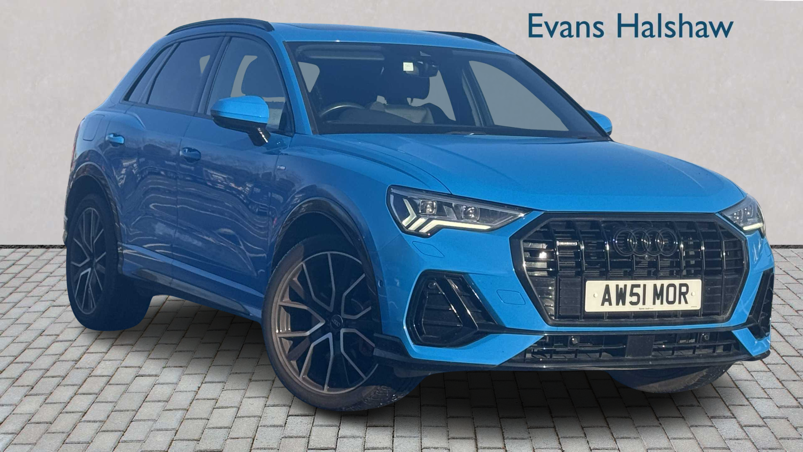 Main listing image - Audi Q3