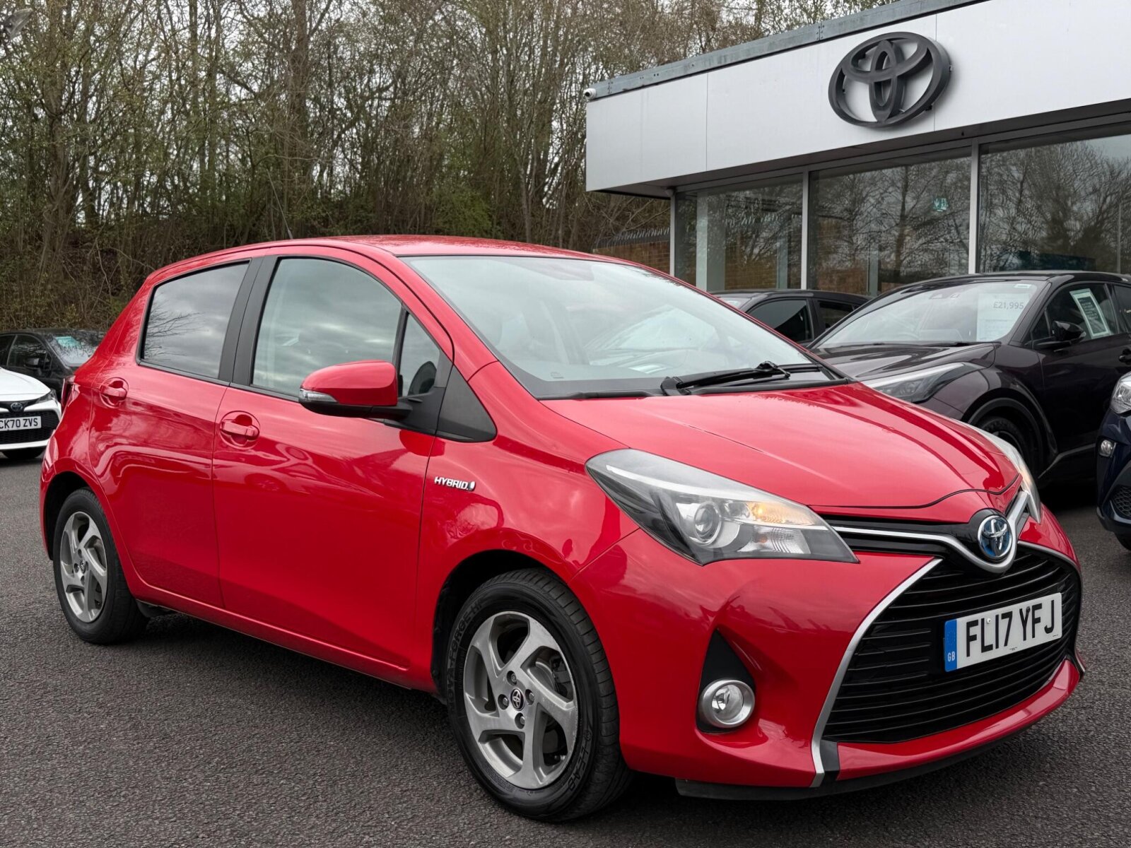 Main listing image - Toyota Yaris