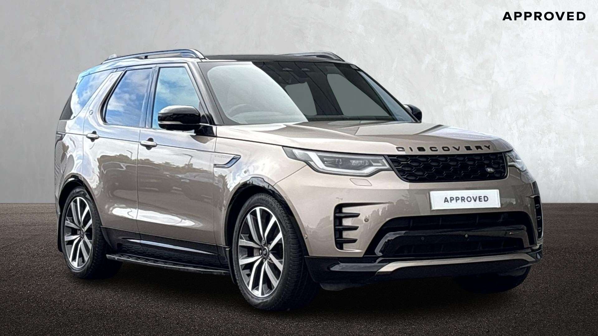 Main listing image - Land Rover Discovery