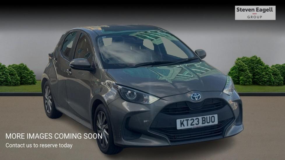 Main listing image - Toyota Yaris