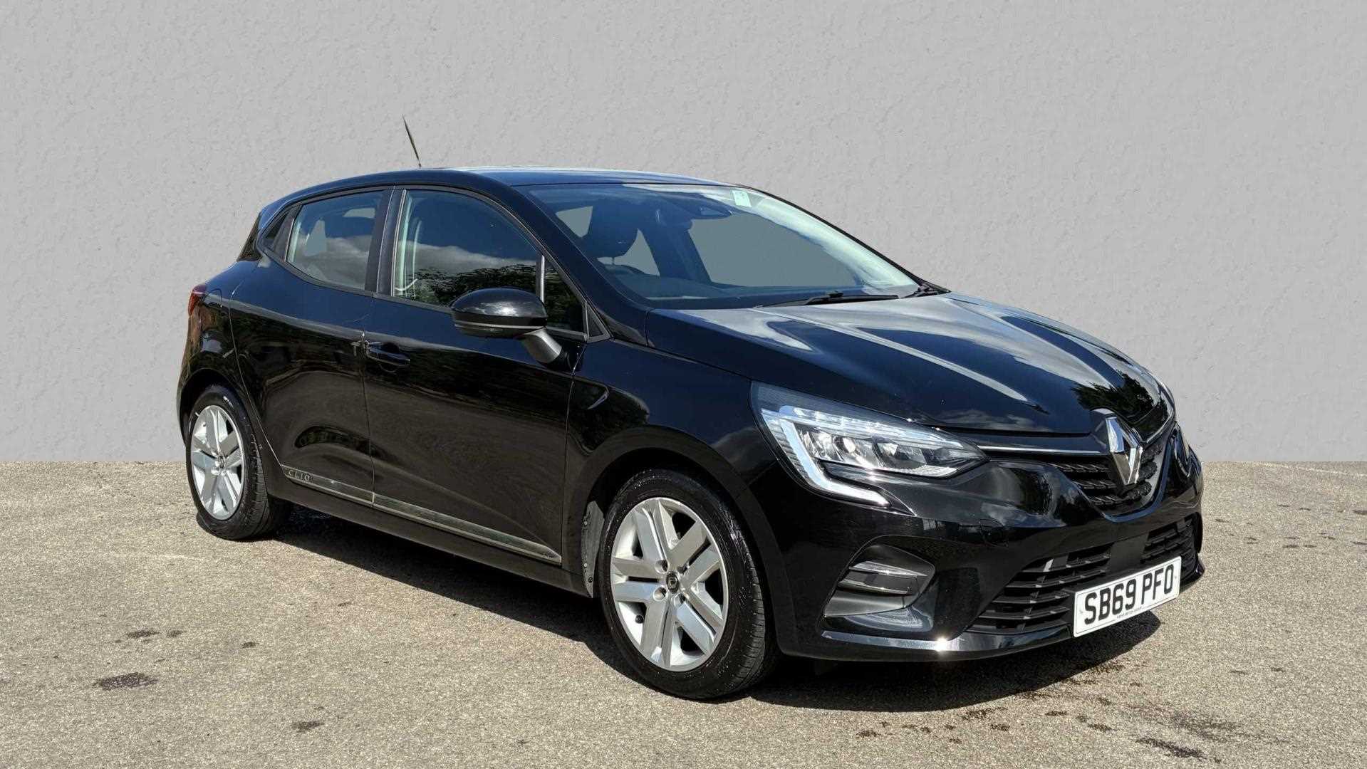 Main listing image - Renault Clio