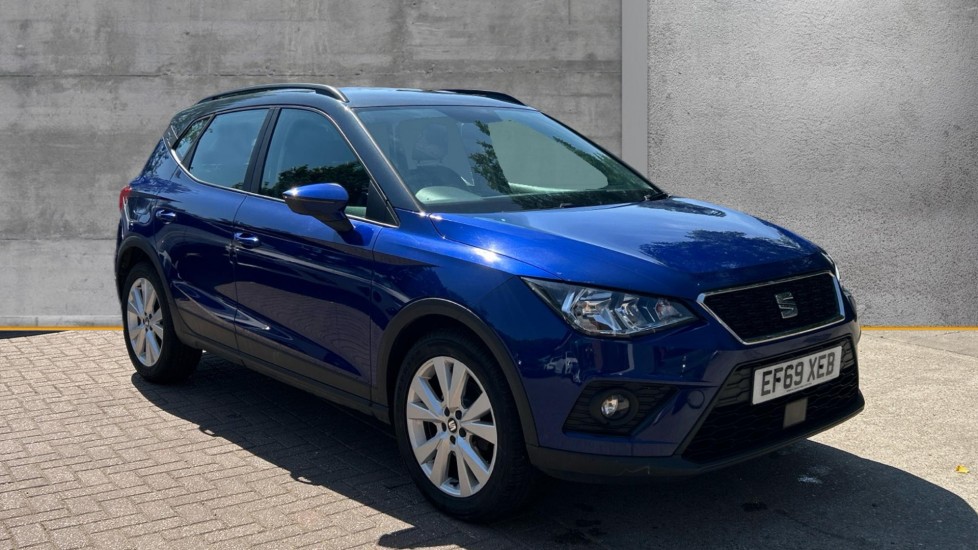 Main listing image - SEAT Arona