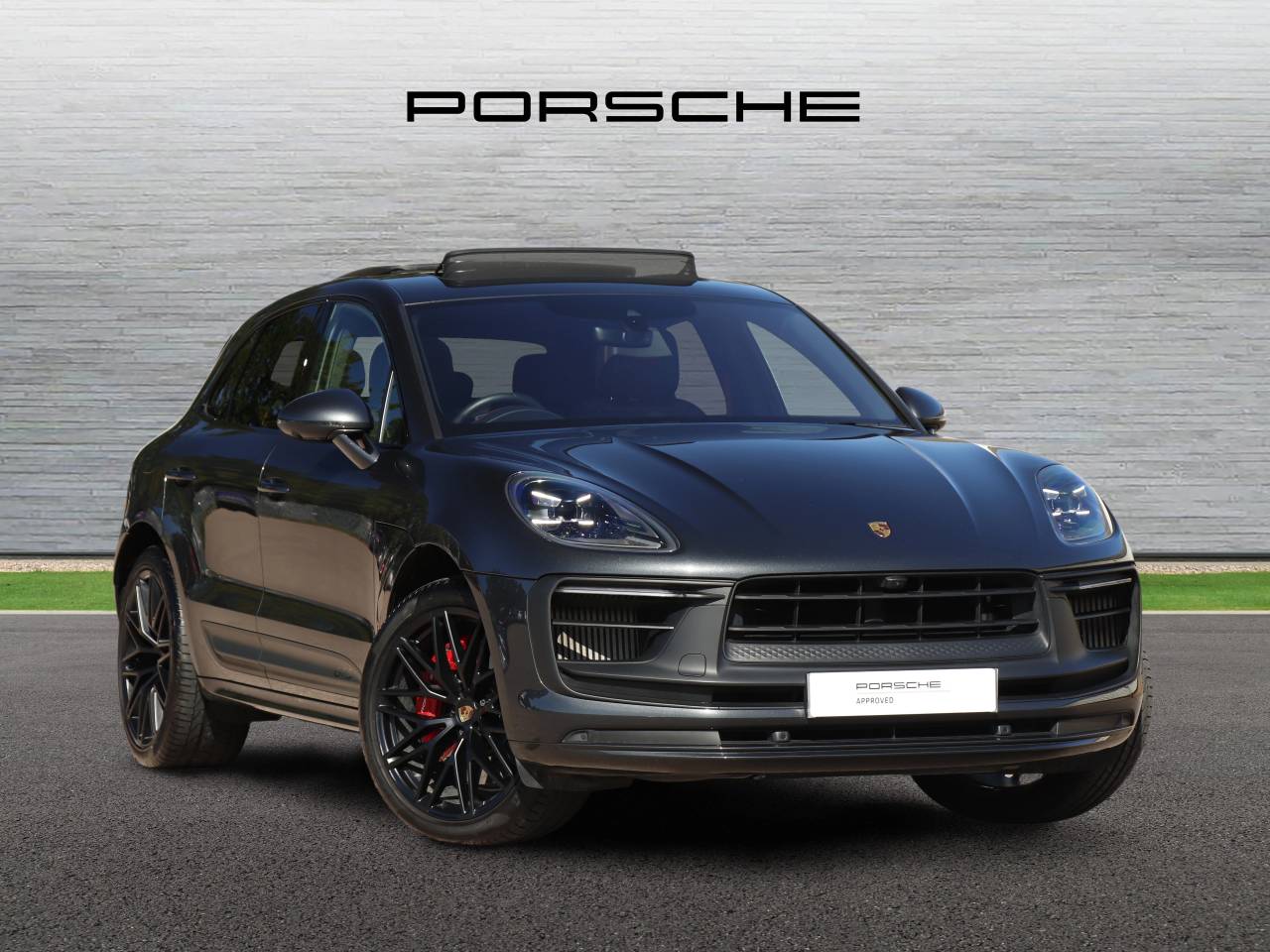 Main listing image - Porsche Macan