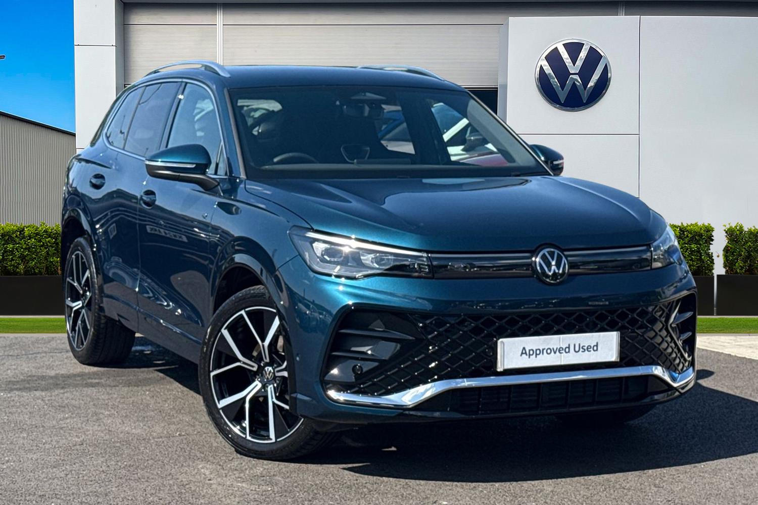 Main listing image - Volkswagen Tiguan