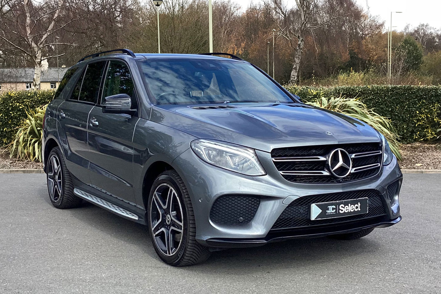 Main listing image - Mercedes-Benz GLE