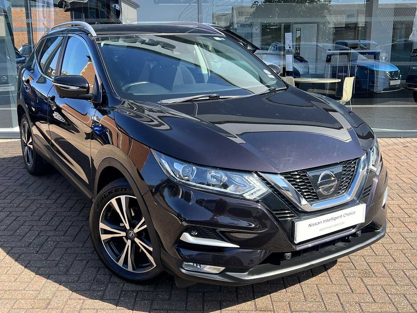 Main listing image - Nissan Qashqai
