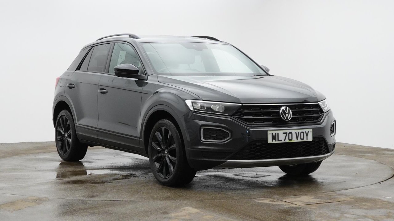 Main listing image - Volkswagen T-Roc