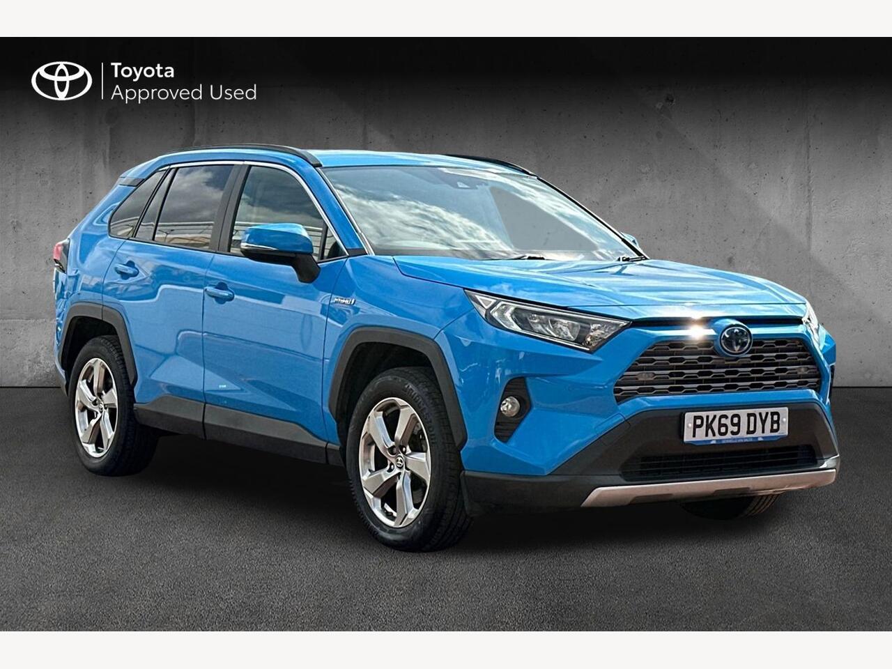Main listing image - Toyota RAV4