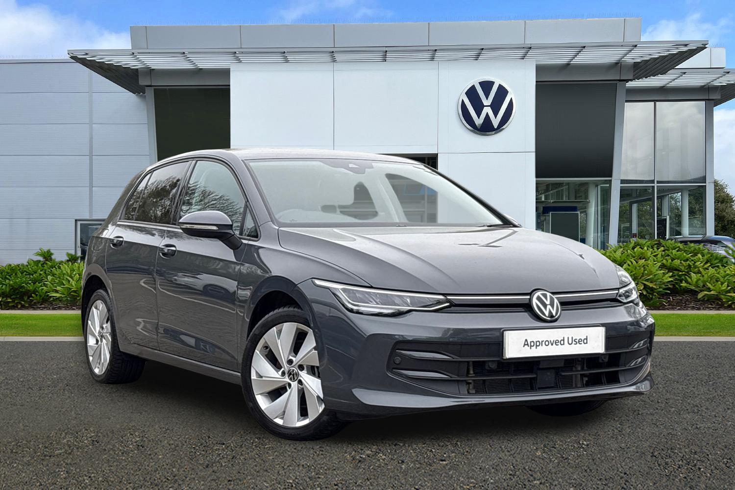 Main listing image - Volkswagen Golf