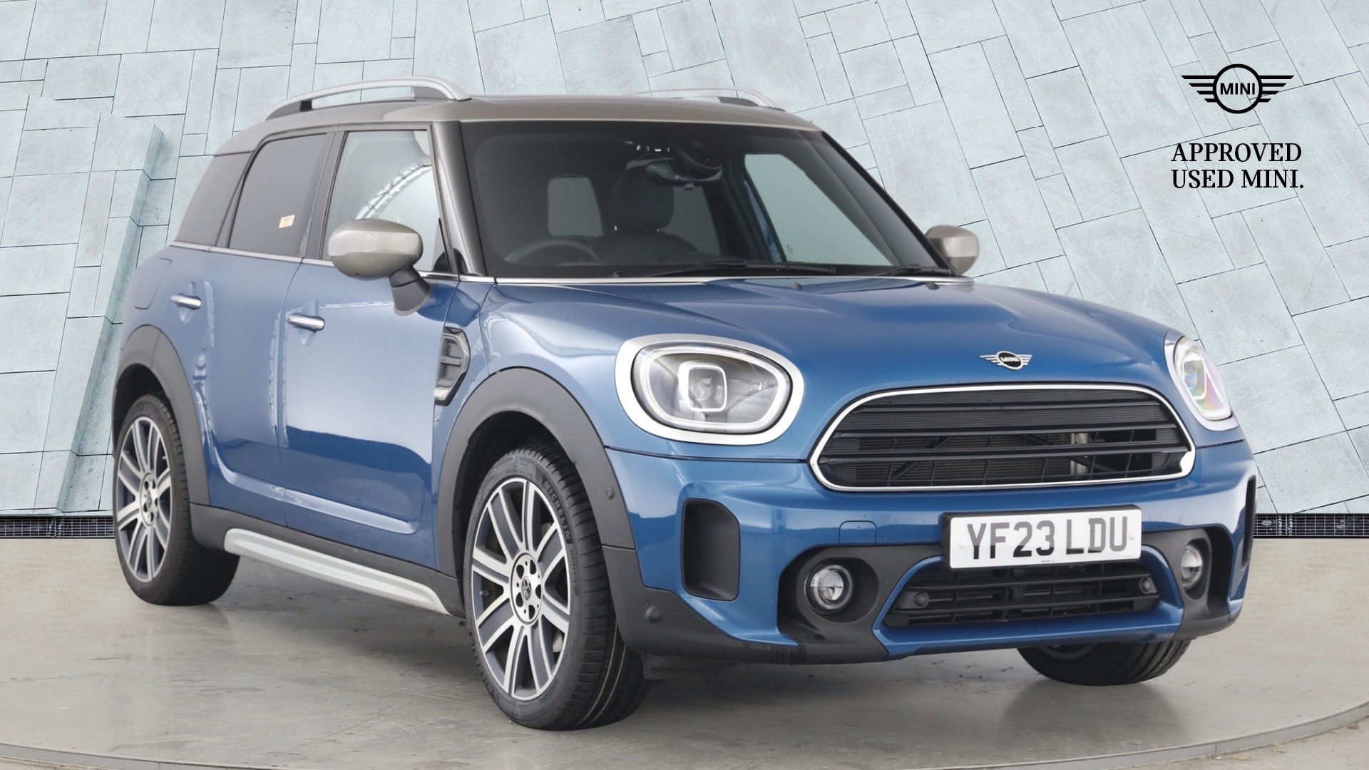 Main listing image - MINI Countryman