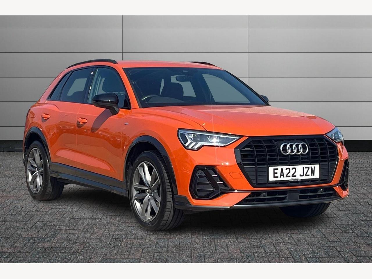 Main listing image - Audi Q3