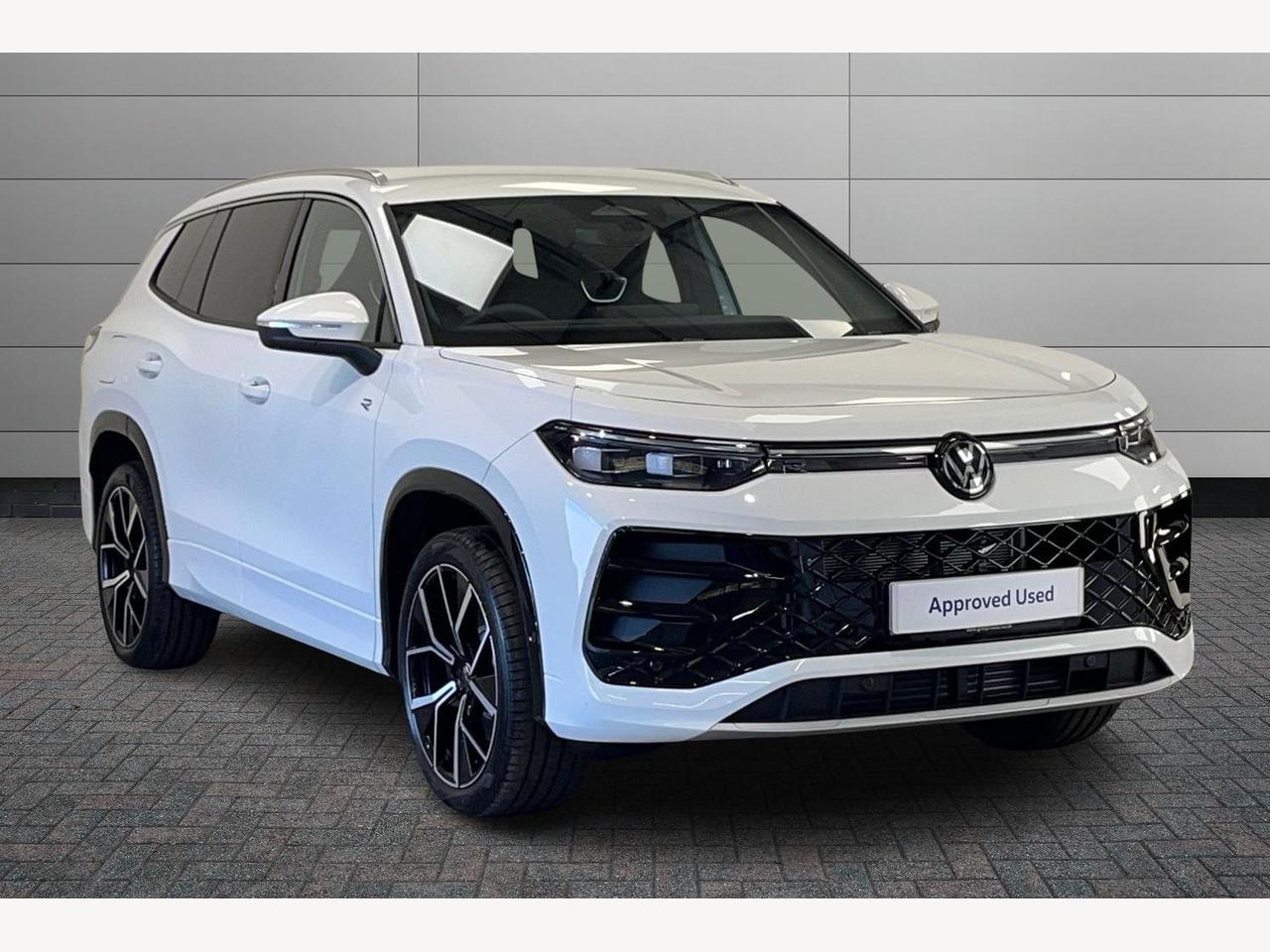 Main listing image - Volkswagen Tayron