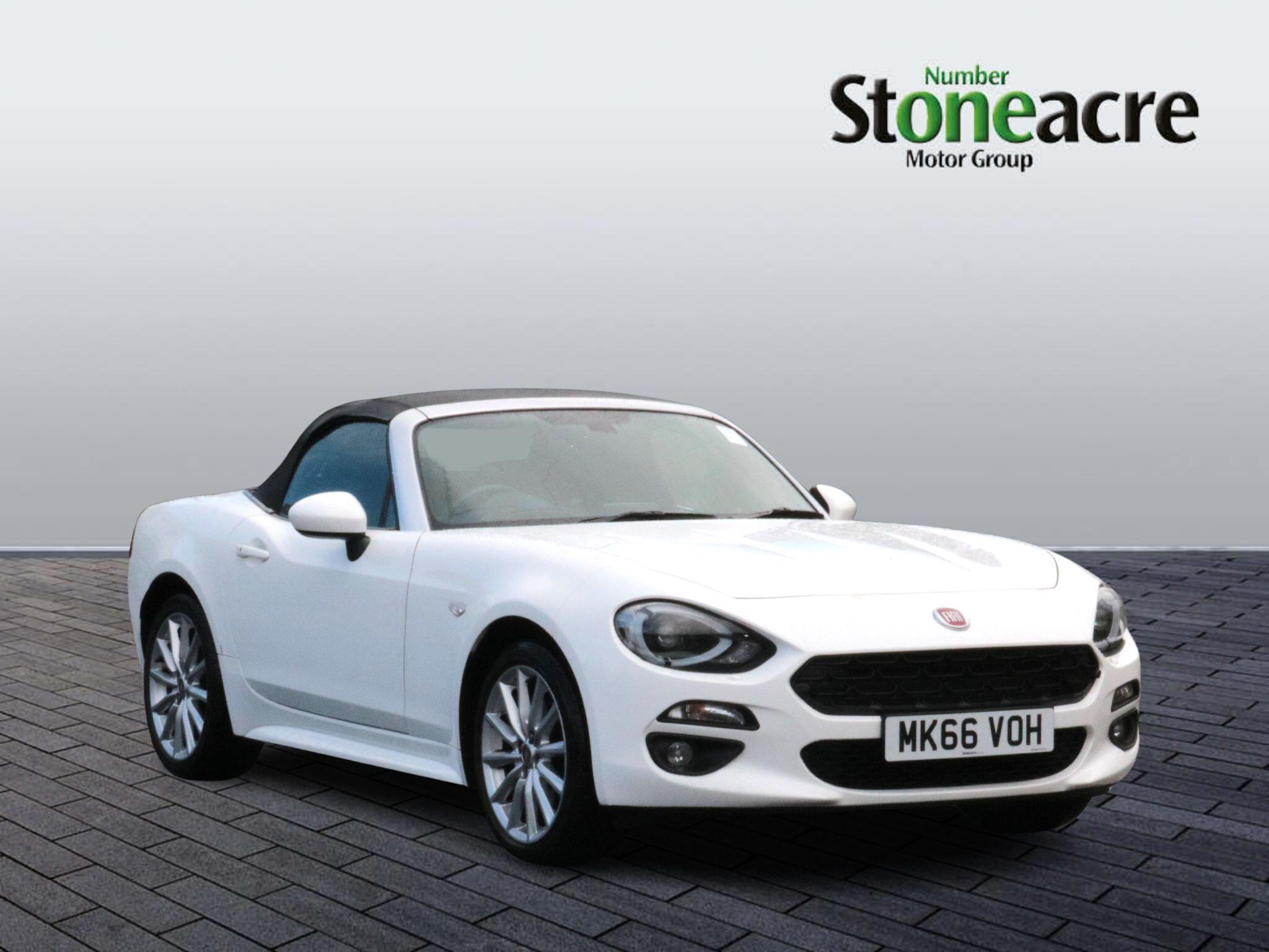 Main listing image - Fiat 124 Spider