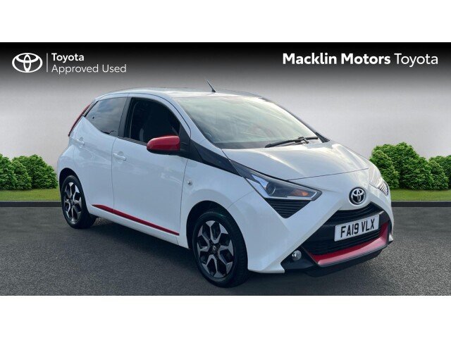 Main listing image - Toyota Aygo