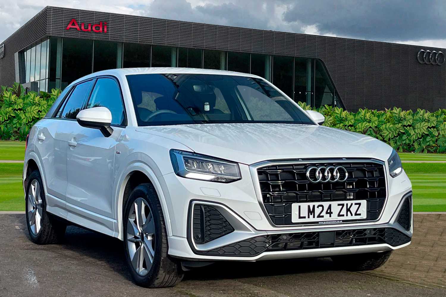 Main listing image - Audi Q2