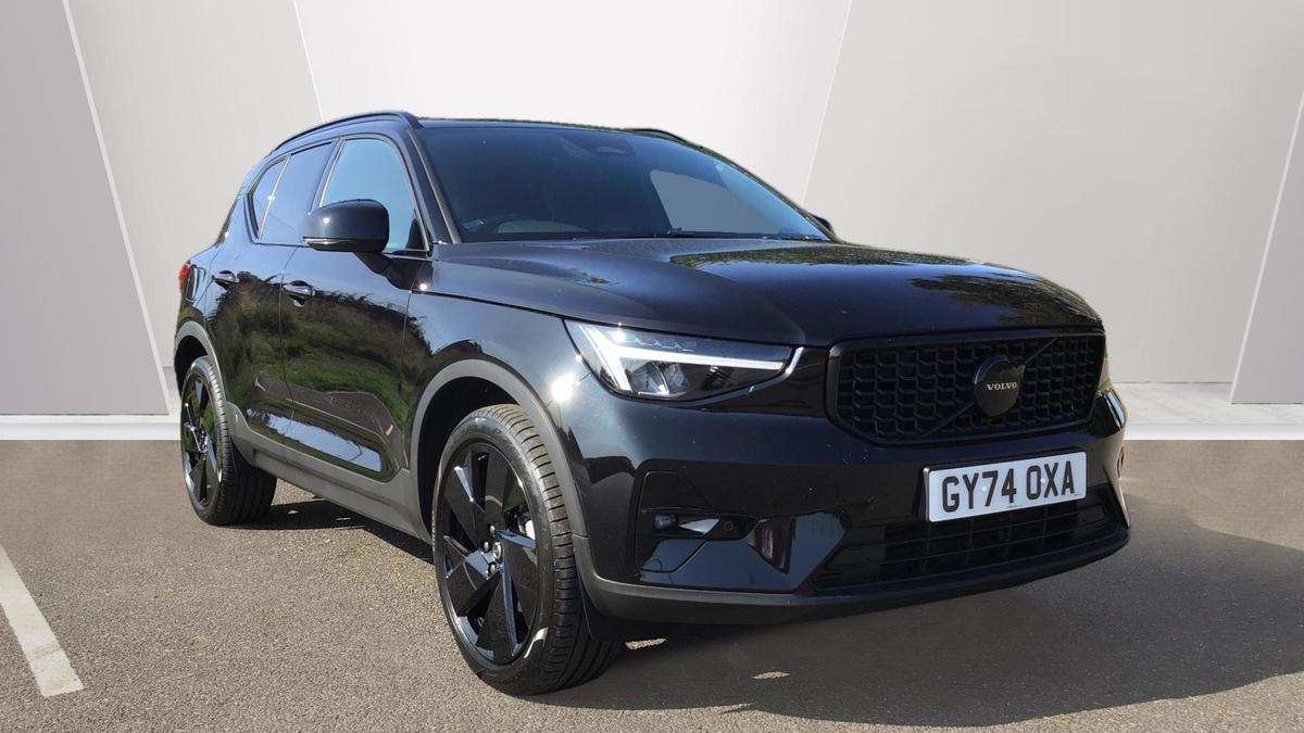 Main listing image - Volvo XC40