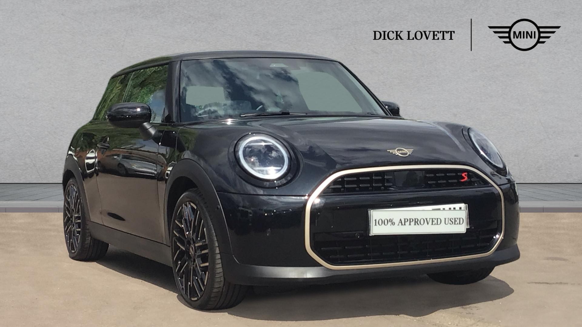 Main listing image - MINI Hatchback
