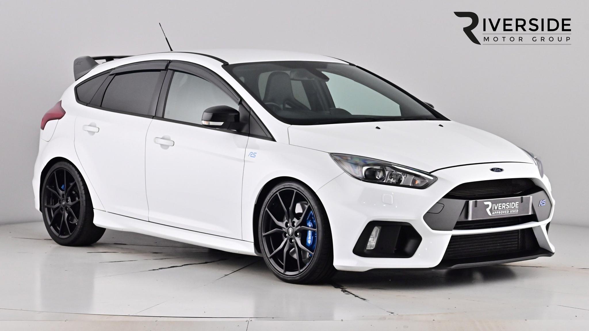 Main listing image - Ford Focus RS