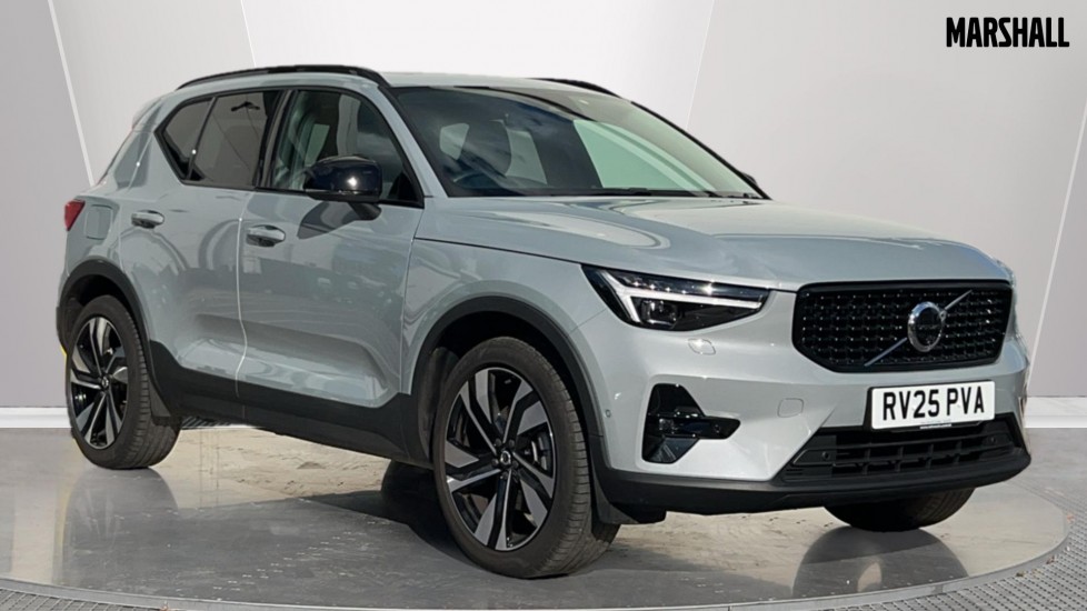 Main listing image - Volvo XC40