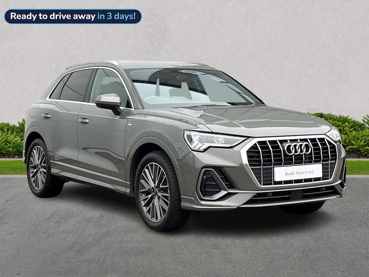 Main listing image - Audi Q3