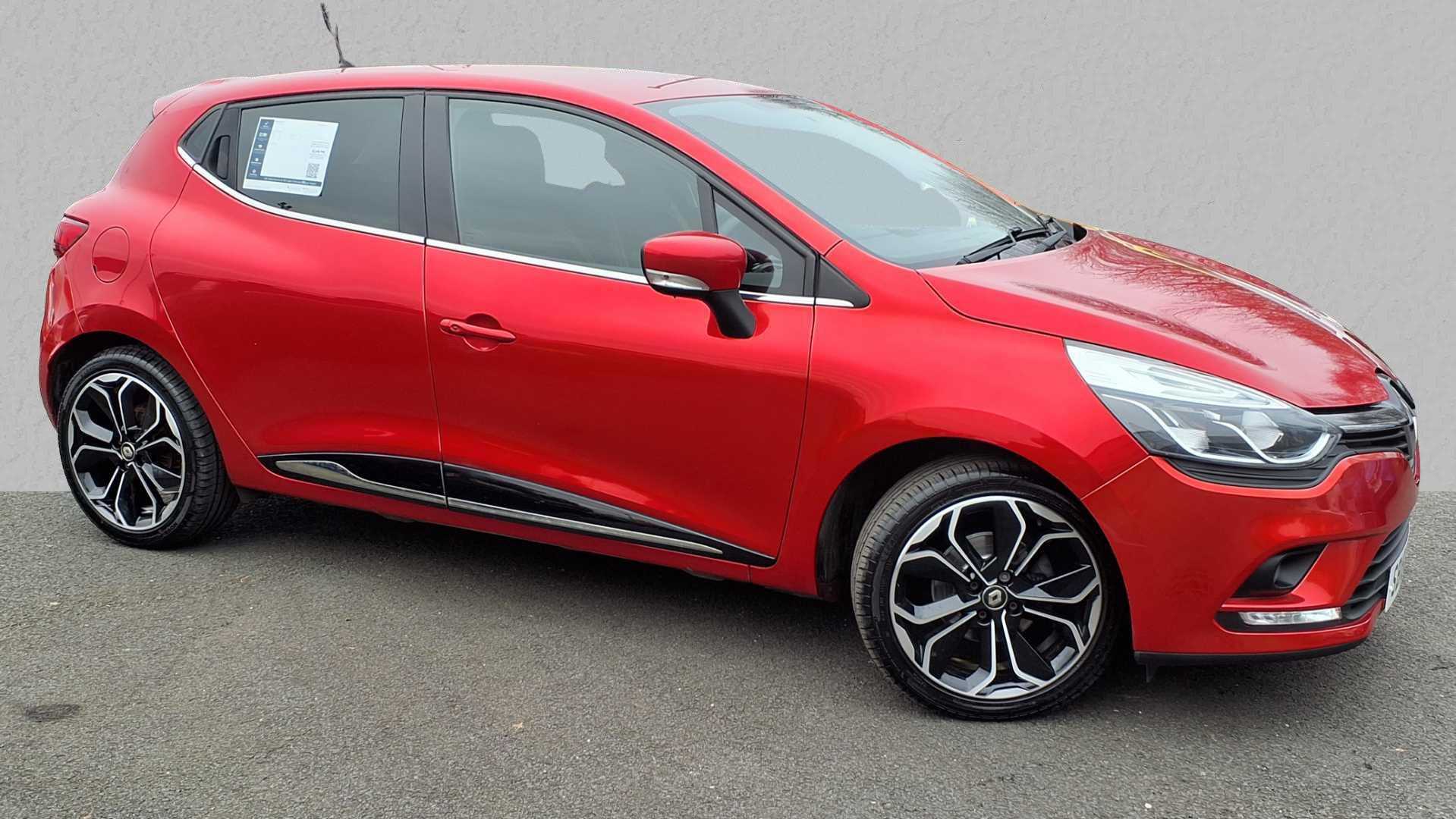 Main listing image - Renault Clio