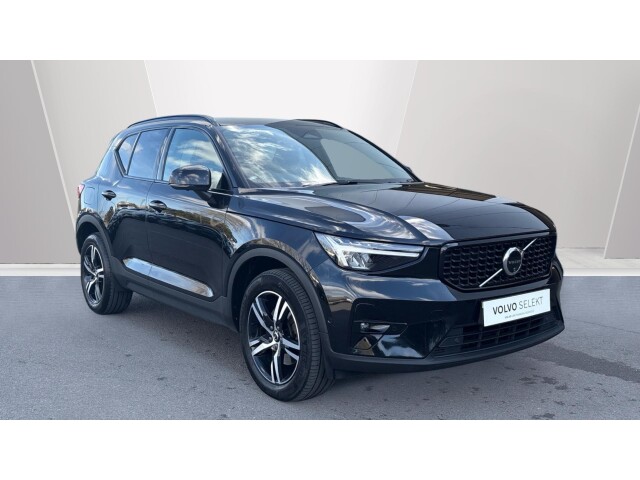Main listing image - Volvo XC40