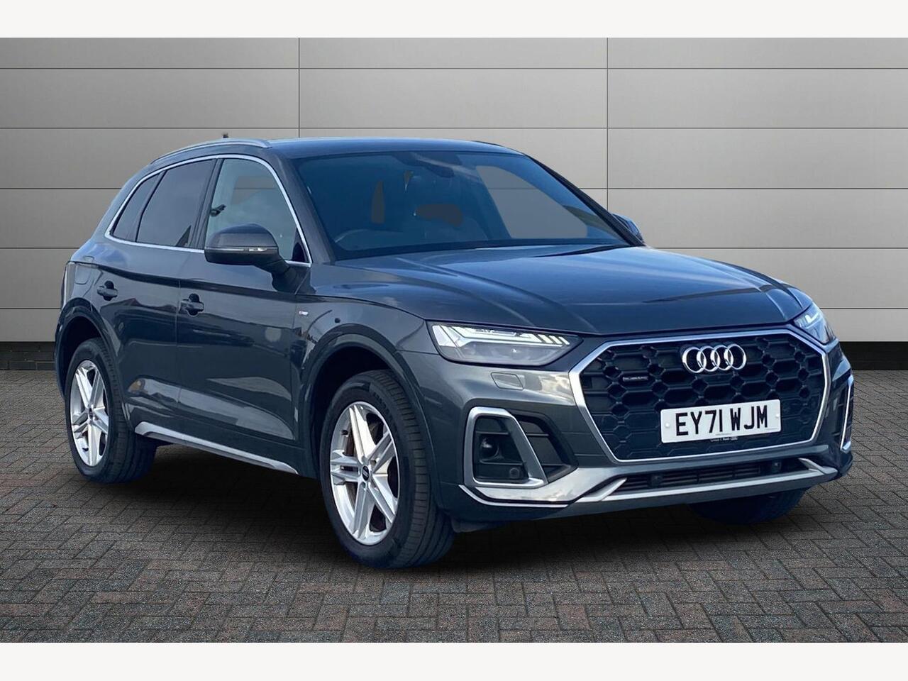 Main listing image - Audi Q5