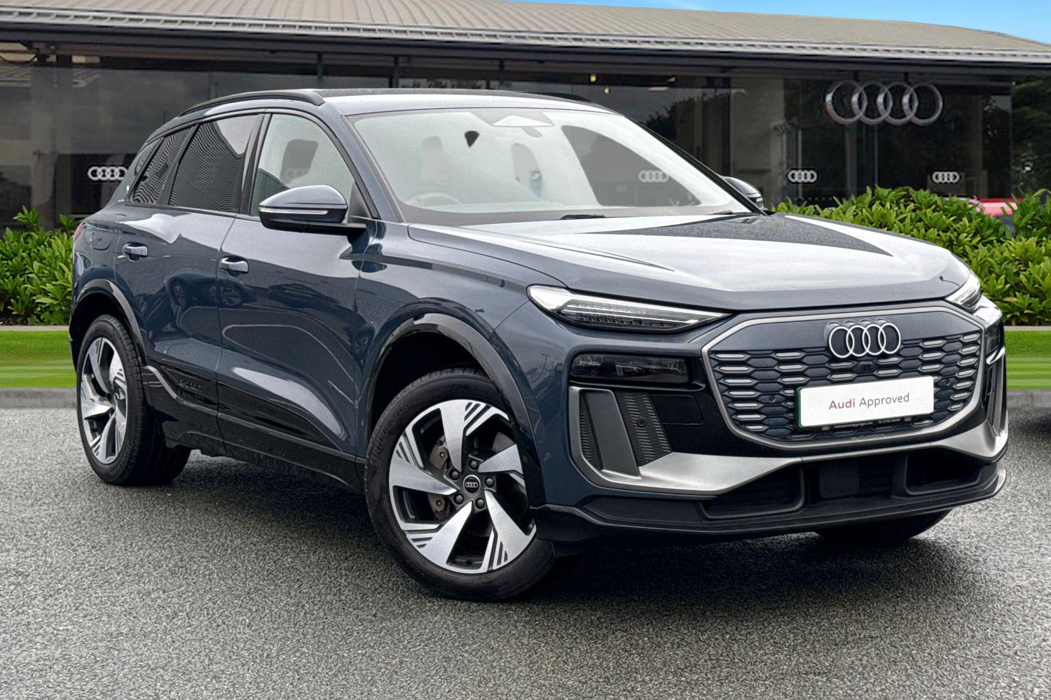 Main listing image - Audi Q6 e-tron