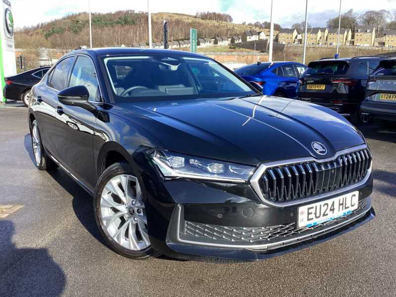 Main listing image - Skoda Superb