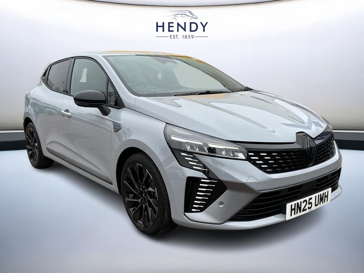 Main listing image - Renault Clio