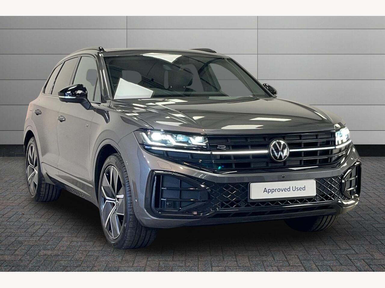 Main listing image - Volkswagen Touareg