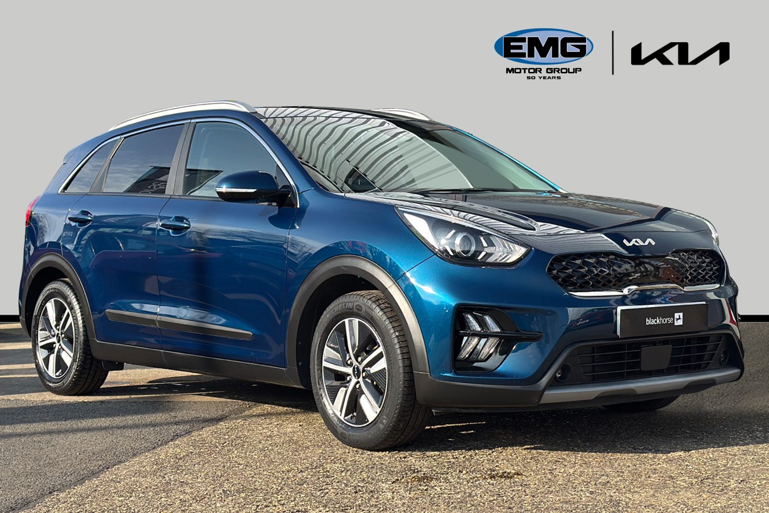 Main listing image - Kia Niro