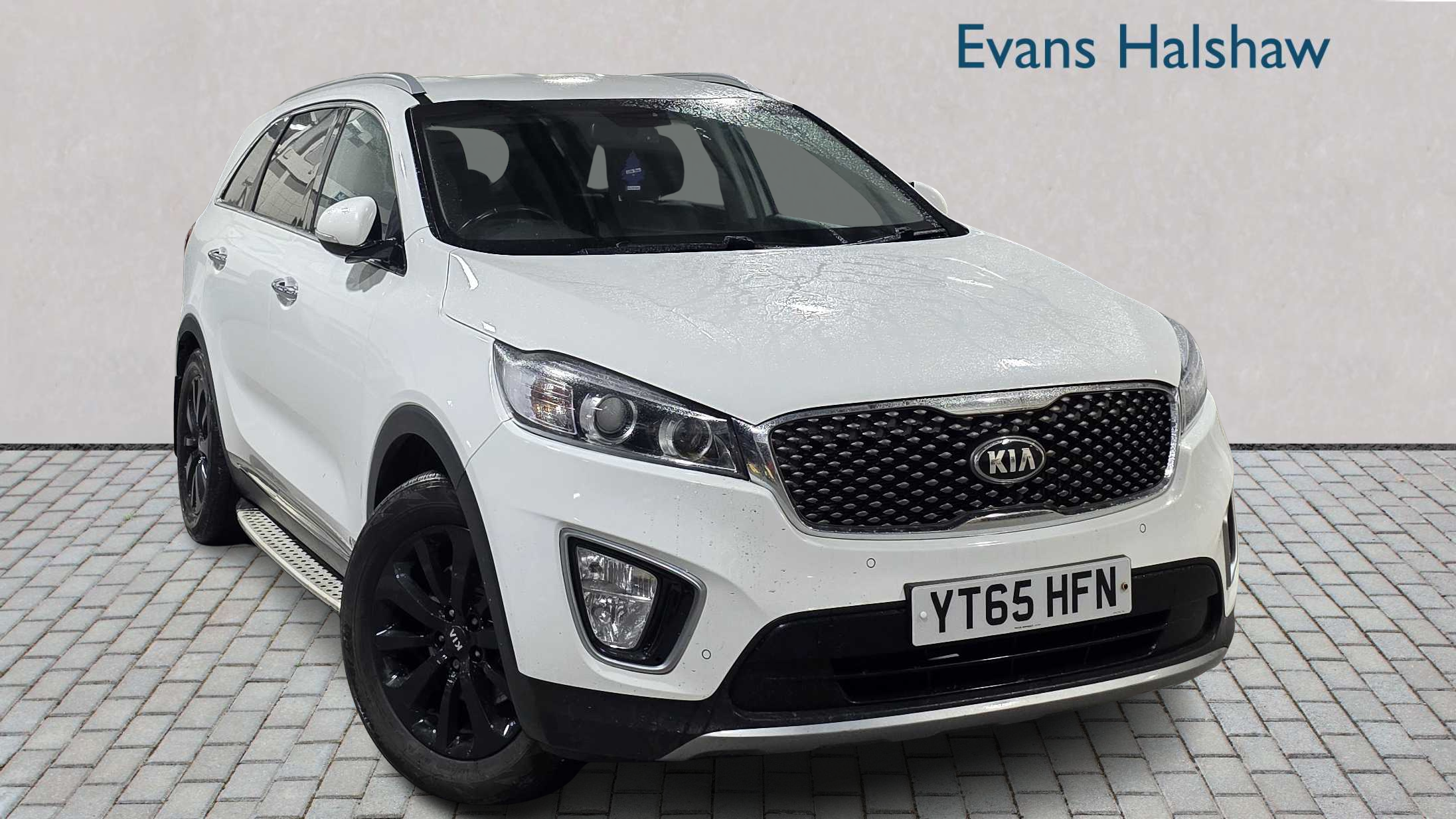 Main listing image - Kia Sorento