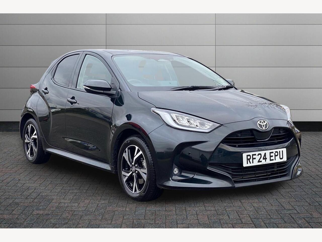 Main listing image - Toyota Yaris