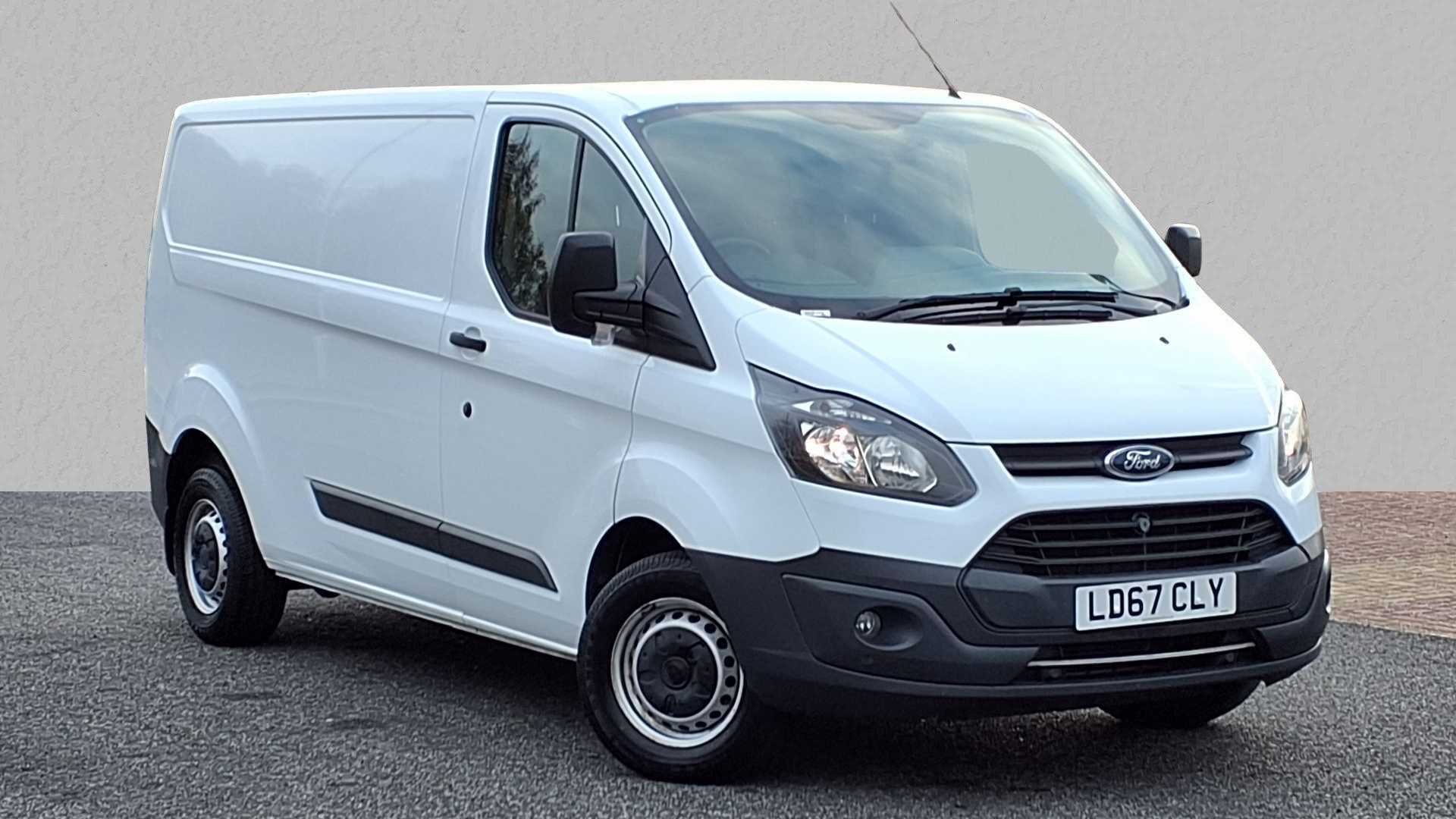 Main listing image - Ford Transit Custom