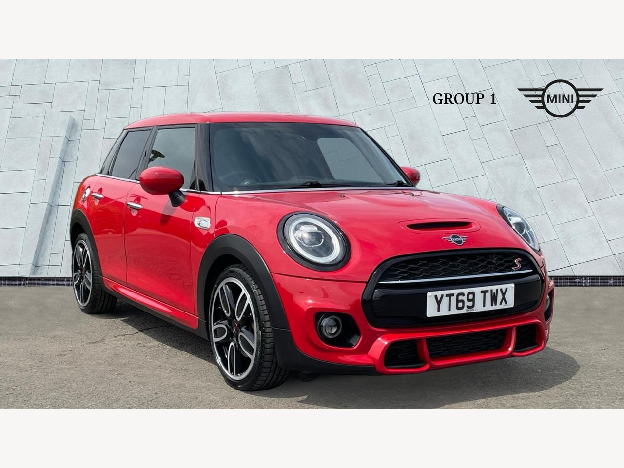 Main listing image - MINI Hatchback 5dr