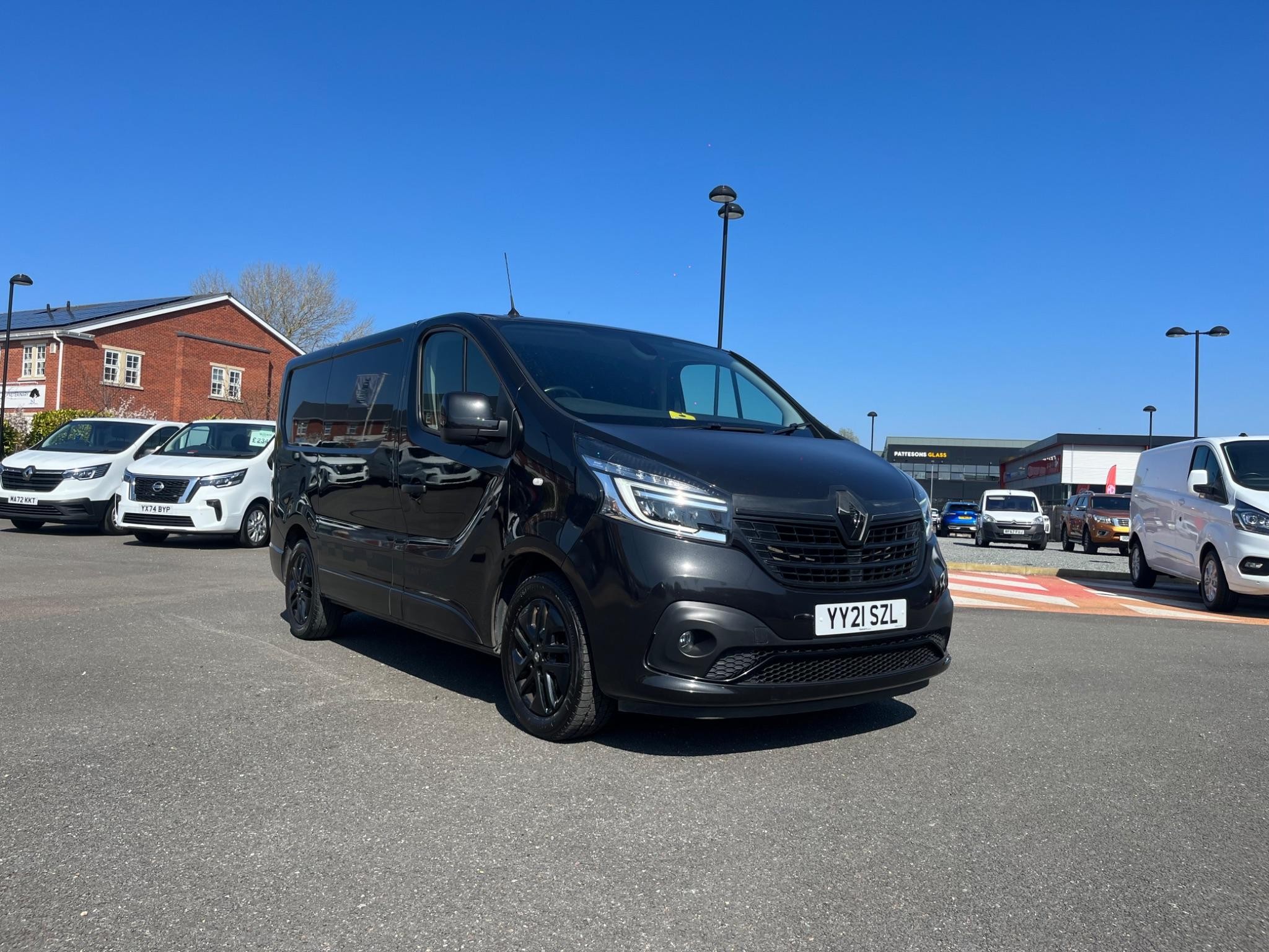 Main listing image - Renault Trafic