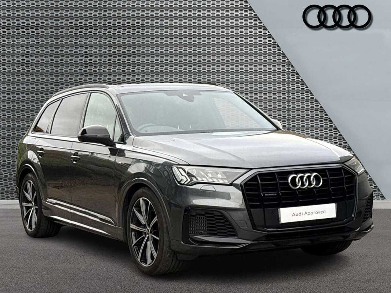Main listing image - Audi Q7