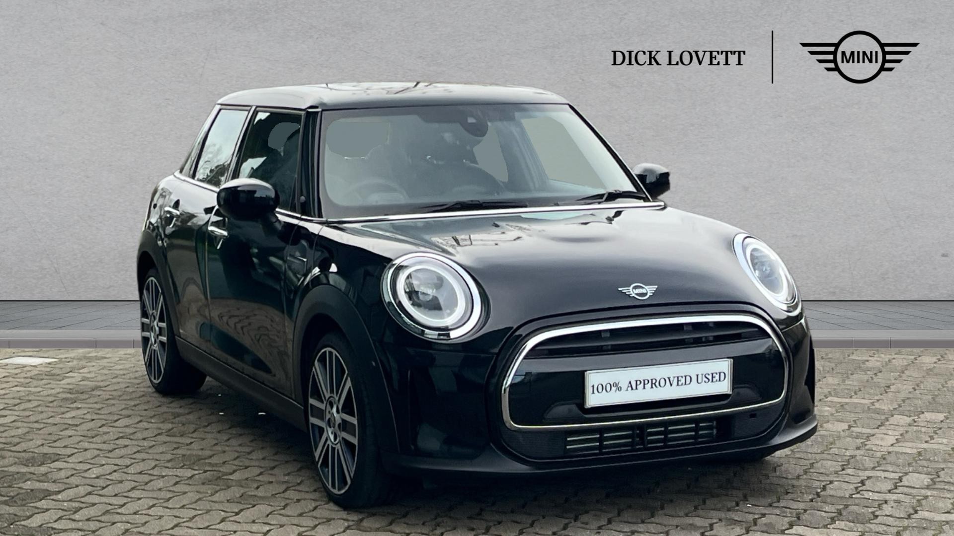 Main listing image - MINI Hatchback 5dr
